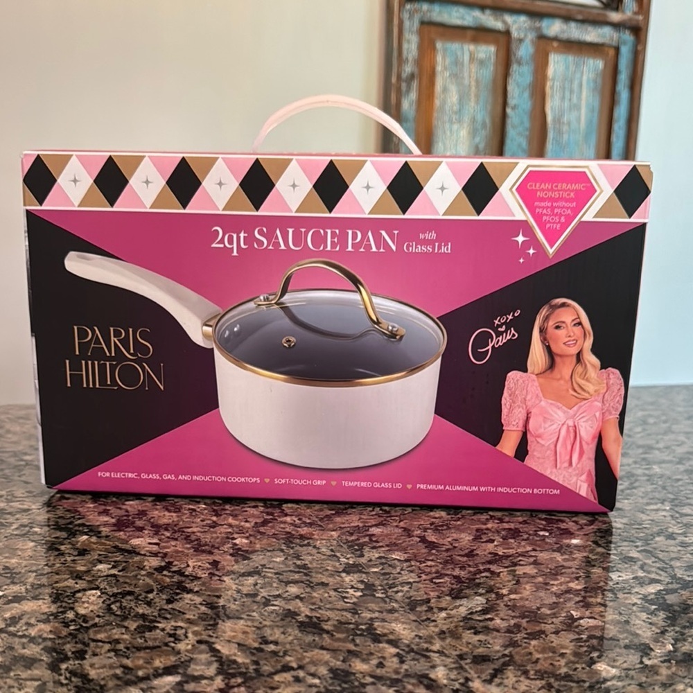 Paris Hilton 2 quart sauce pan with glass lid white and gold NEW
